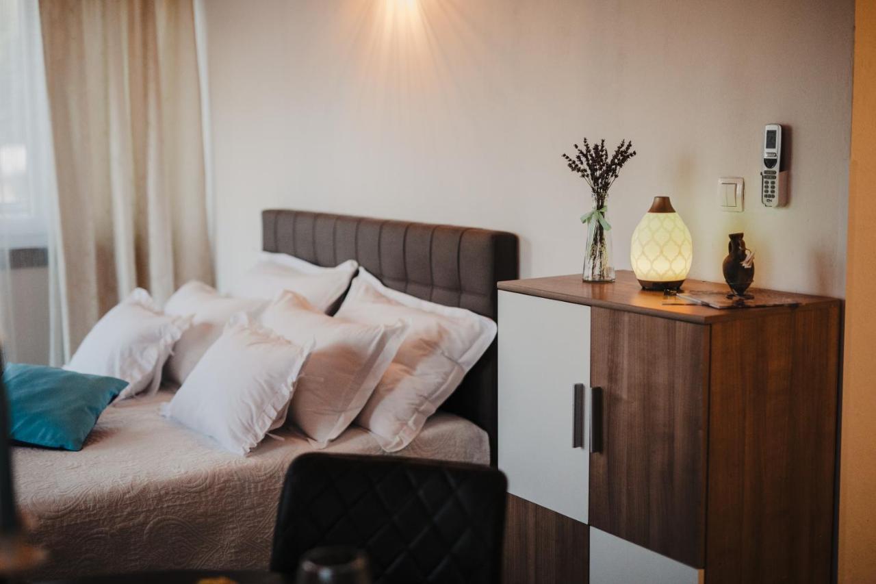 Studio Apartmant Tonka 시베니크 외부 사진