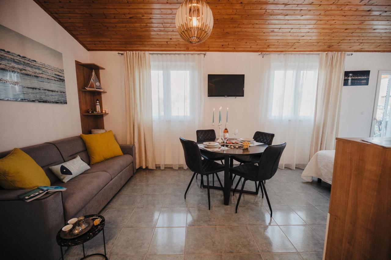 Studio Apartmant Tonka 시베니크 외부 사진